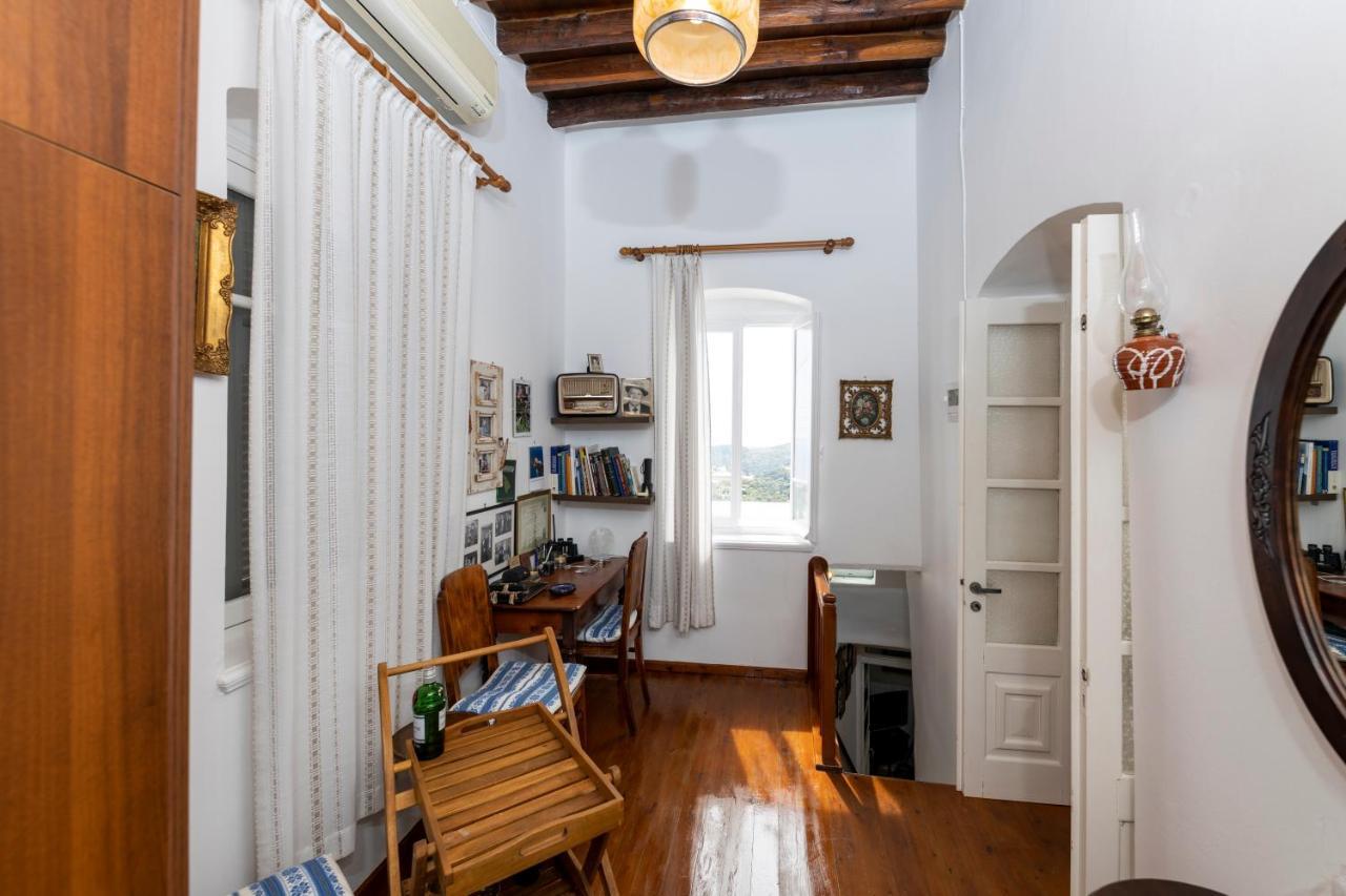 Appartement Eutuxia House Petali à Apollonía Extérieur photo